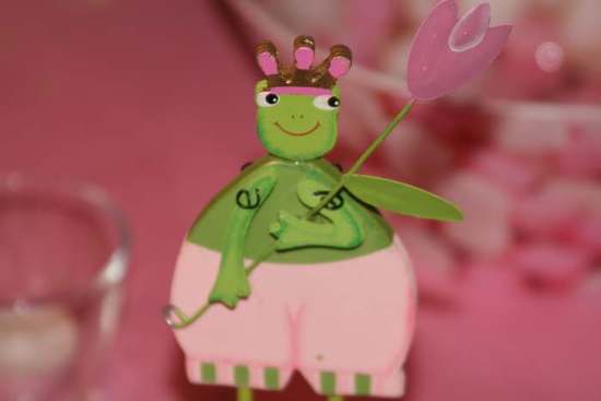 Froschpaerchen rosa gruen für Tischdeko Kindergeburtstag 2 Froschpaerchen rosa gruen für Tischdeko Kindergeburtstag 2