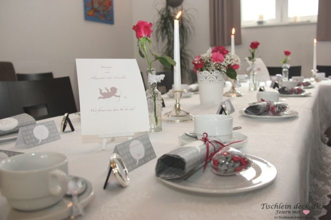 Standesamtliche Hochzeit Tischdekoration mit Amor