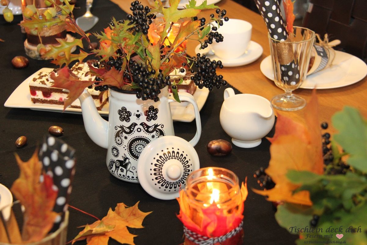 Herbstlaune Herbstdeko Kaffeetafel