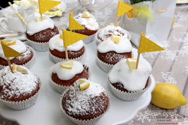 Zitronenfest Tischdekoration und Zitronenmuffins