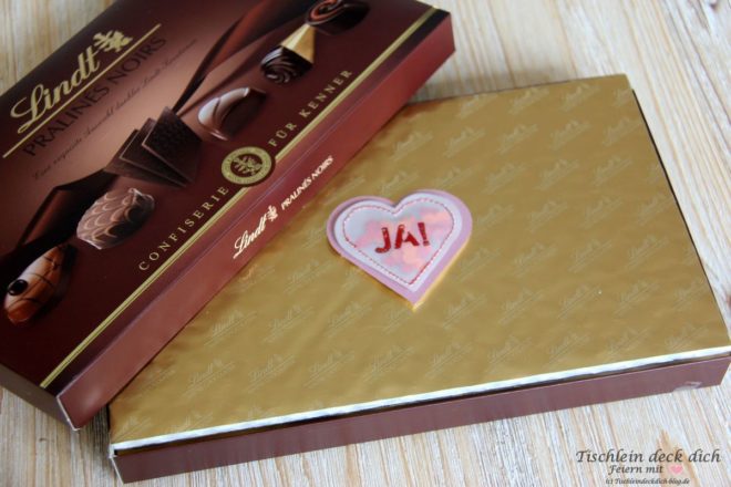 Pralinenschachtel für ein gebasteltes Geldgeschenk