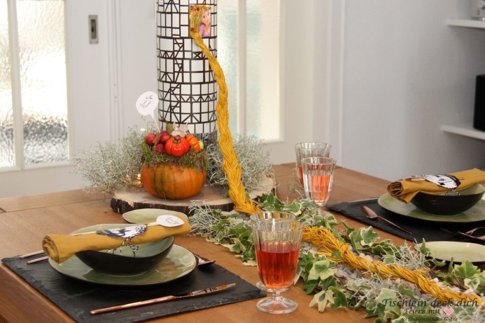 Maerchenhafte Tischdekoration