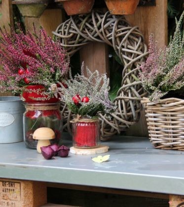 Herbstdeko-mit-Heidekraut