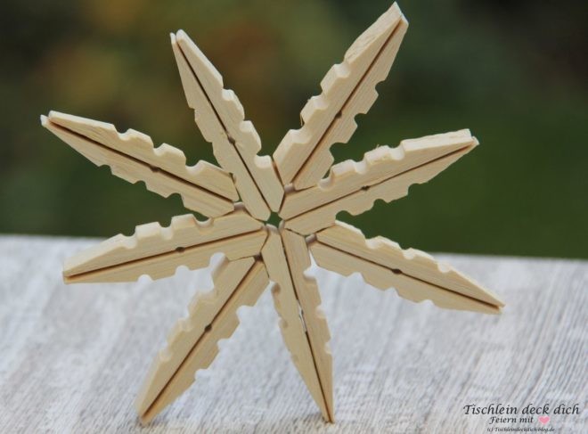 DIY Holzstern aus Waescheklammern