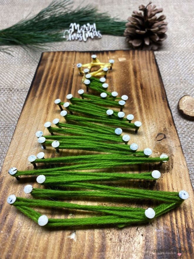 DIY Nagelbild für Weihnachten