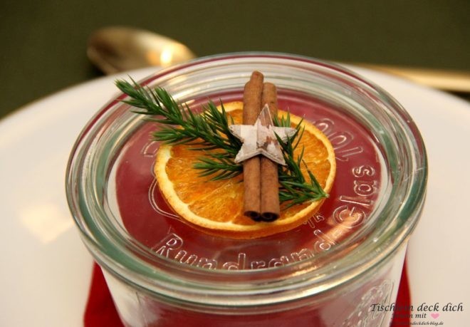 Suppe servieren im Weckglas