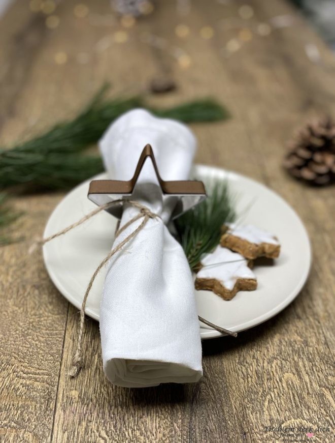 weihnachtliche Serviettendeko