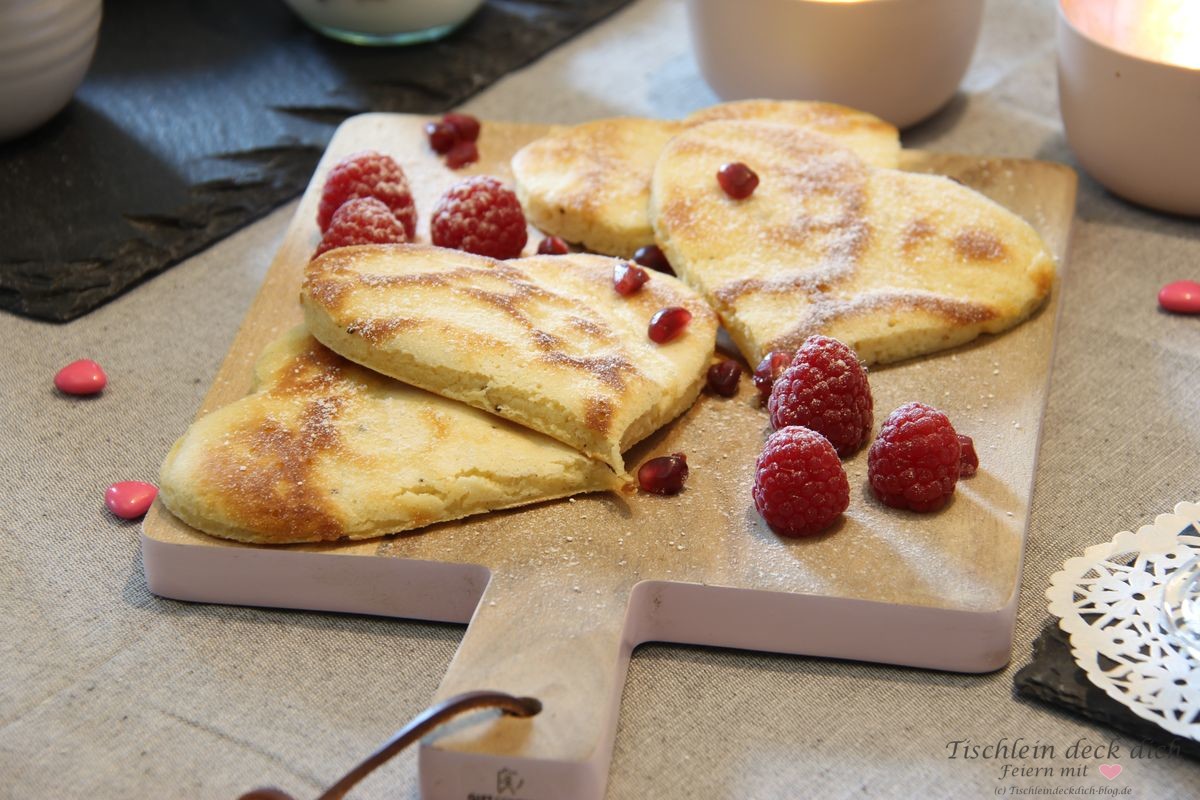 Frühstück am Valentinstag - Dekoration und Rezeptideen - Tischlein