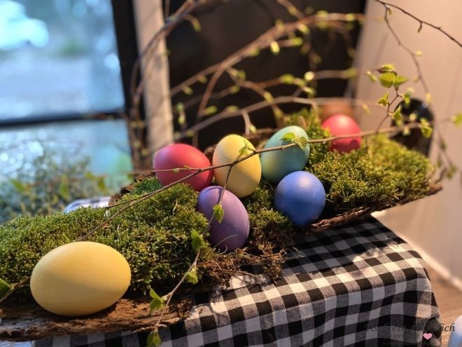 Osterbrunch im amerikanischen Schulbus