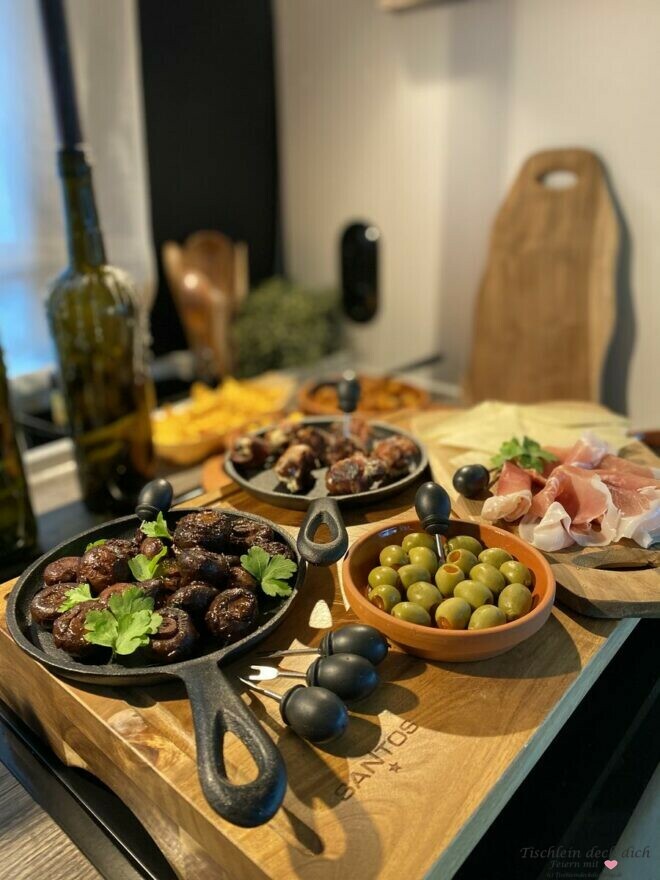 Tapasabend für zwei im Wohnmobil