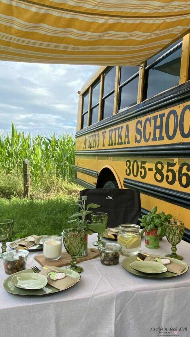 Leben im Camper, la dolce vita mit italienischer Tischdeko