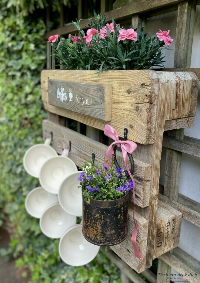 DIY Projekt aus einer Holzpalette