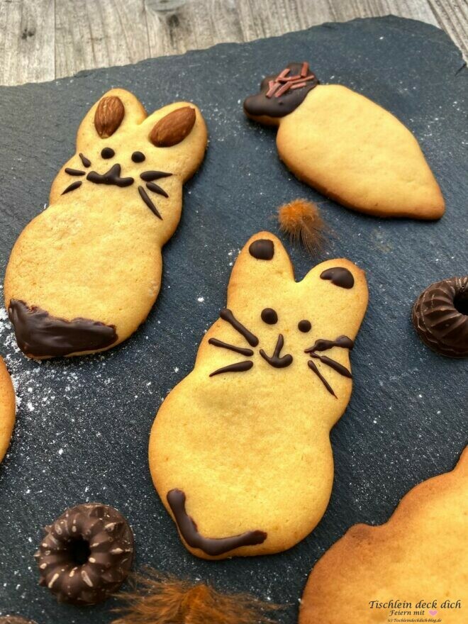 Osterkekse verzieren mit Kuvertüre