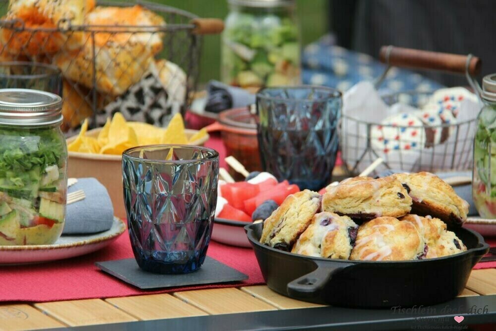 4.Juli-Picknick mit Tischdekoration