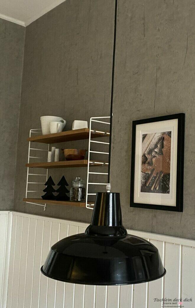 schwarze Lampe für die Küche
