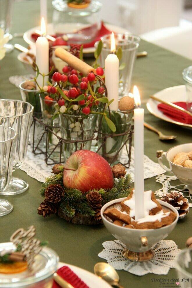 Apfel Nuss und Mandelkern Tischdekoidee für Weihnachten