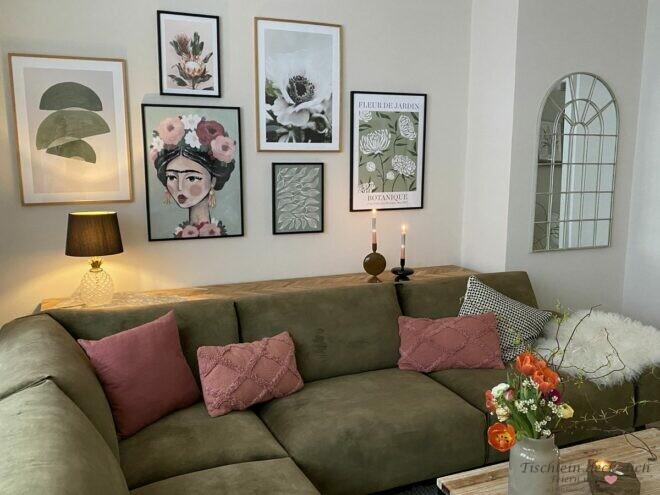 Wohnzimmer frühlingshaft dekoriert