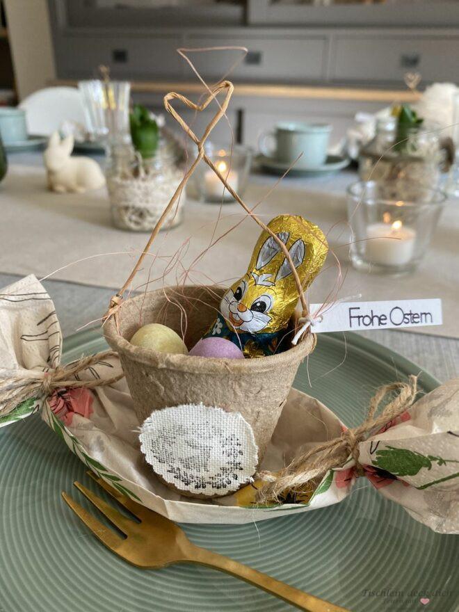 Tischdeko für Ostern im skandinavischen Stil