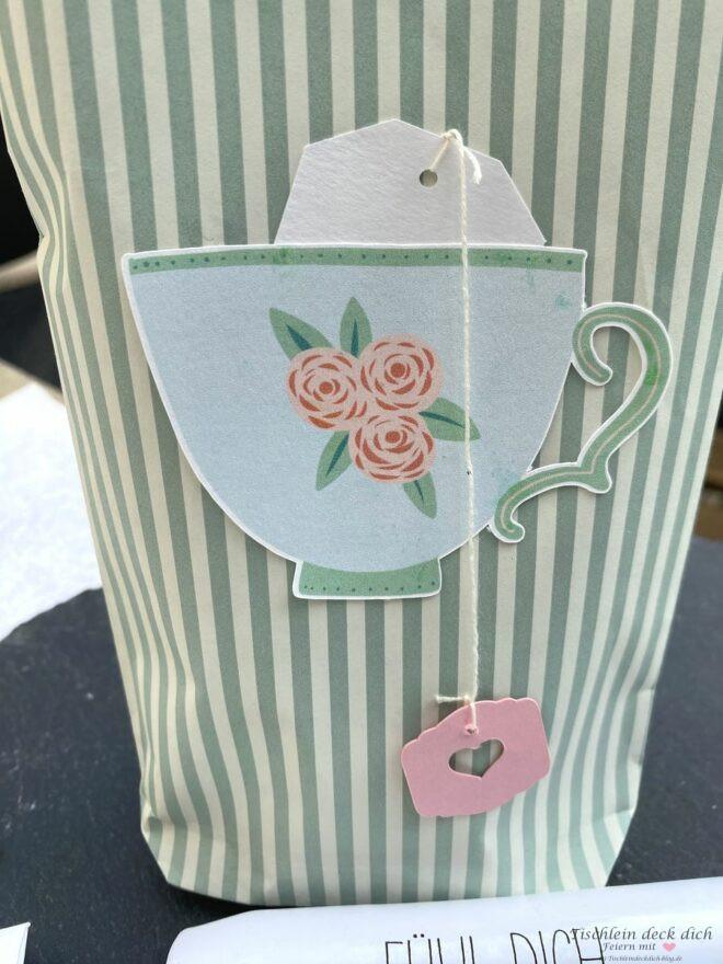 Teetasse aus Pappe - DIY für die englische Teaparty