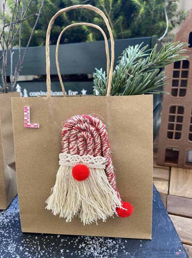 Packpapiertüten mit Weihnachtsmann DIY