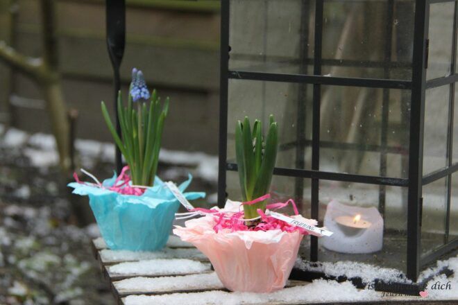 Fruehlingshaftes-DIY-mit Butterbrotpapier