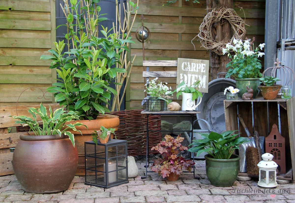 Schattige Ecke im Garten gestalten und ein Blumensteckhilfe DIY