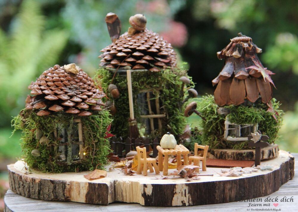 Süße Wichtelhäuser aus Gläsern mit Moos - DIY Idee für zuhause