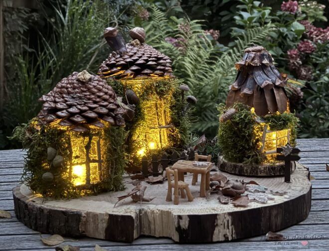 Wichtelhäuser Dorf am Abend mit Beleuchtung