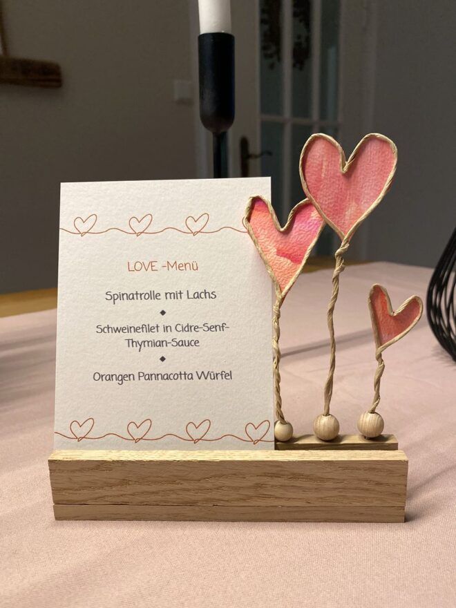 Menükarte, Menüvorschlag für einen romantischen Abend zu zweit daheim