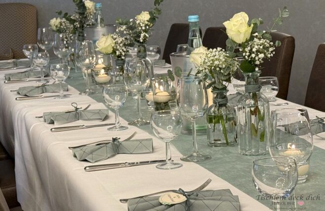 Hochzeit Tischdeko mit Eukalyptus